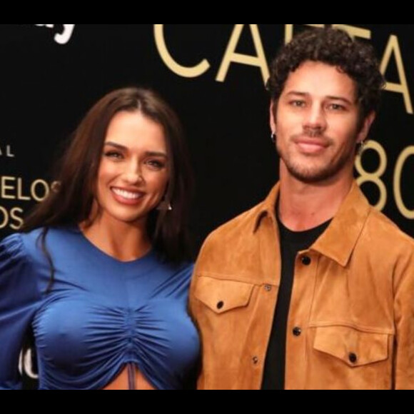 Rafa Kalimann e José Loreto estão assumidos desde o início do mês