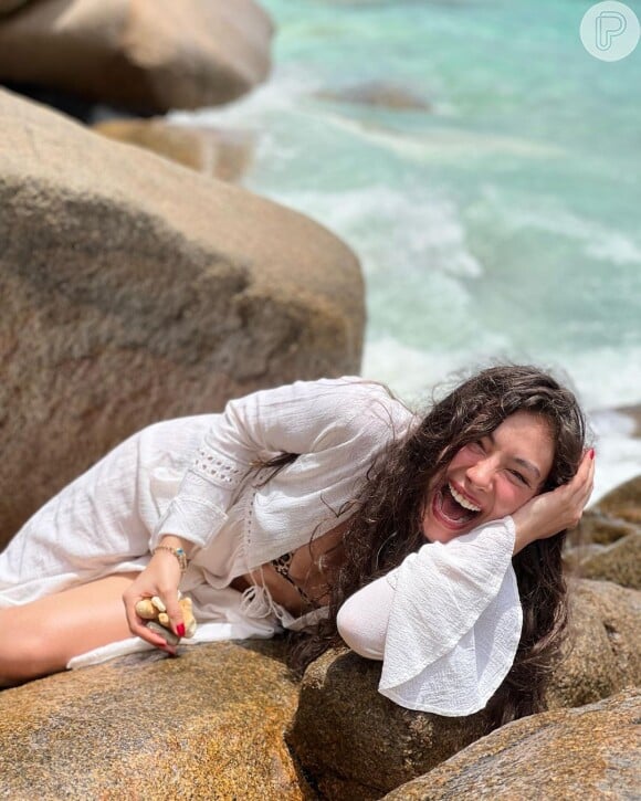 Foto: Será Isso Amor?: Hande Erçel é protagonista da série turca que  conquistou os brasileiros - Purepeople