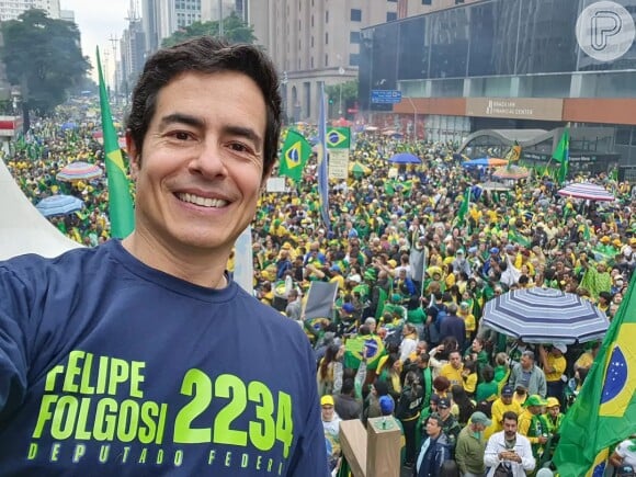O ator Felipe Folgosi é candidato a deputado federal em São Paulo pelo Partido Liberal