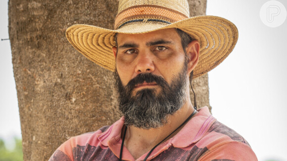 "Pantanal": Alcides (Juliano Cazarré) não vai suportar a vergonha de ter sido estuprado por Tenório (Murilo Benício). 
 