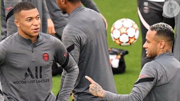 Neymar e Mbappé já tiveram uma conversa com o técnico do PSG sobre as desavenças