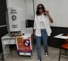 Eleições 2022: Bruna Marquezine vota e faz o L de Lula