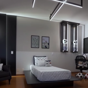 Marcus Buaiz publicou um vídeo no qual apresenta o quarto dos seus filhos na casa nova