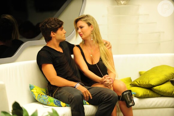 André apoiou bastante Fernanda após a saída de sua melhor amiga do 'BBB 13'