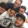 Neymar desembarcou no Brasil no último domingo, 21 de dezembro de 2014, acompanhado de amigos