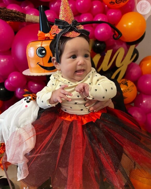 Cecília ganhou uma festa com o tema Hallowqueen