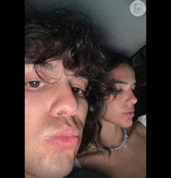 Bruna Marquezine e Xolo Maridueña permanecem em silêncio sobre os boatos de romance