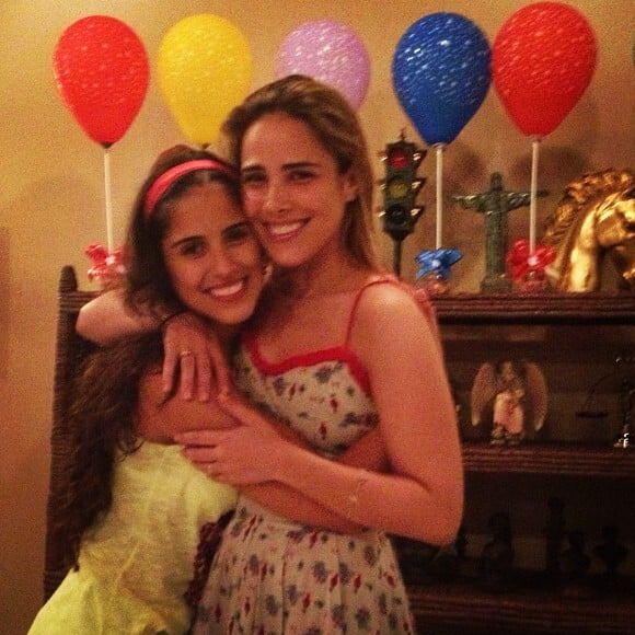 No entanto, foto de Wanessa com Camilla Camargo é antiga e foi tirada nos tempos em que a cantora ainda era casada com Marcus Buaiz