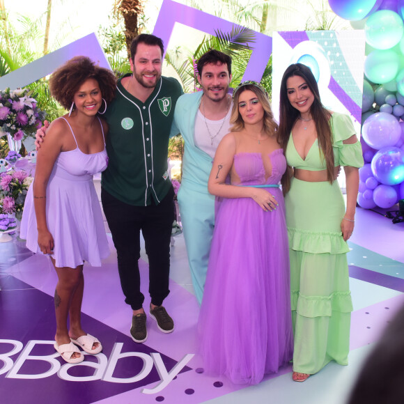 Chá Revelação da filha de Viih Tube e Eliezer contou com a presença de diversos ex-BBBs
