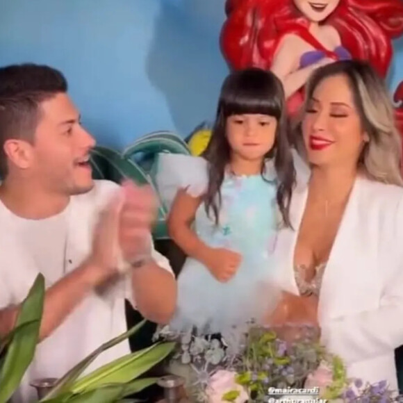 Arthur Aguiar e Maíra Cardi fizeram festa de 4 anos para a filha, Sophia