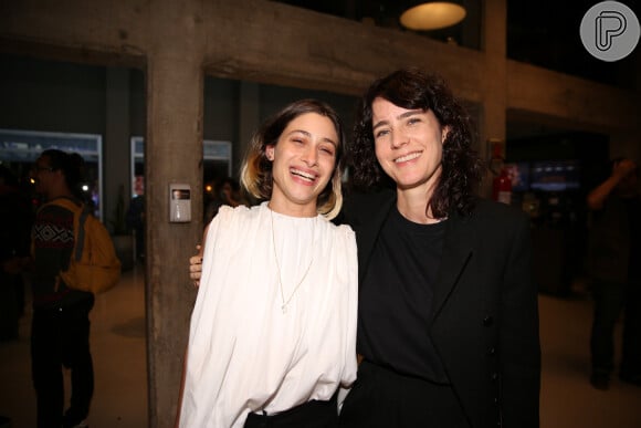 Luisa Arraes e Carolina Jabour escolheram tons sóbrios para a exibição do longa 'Transe'
