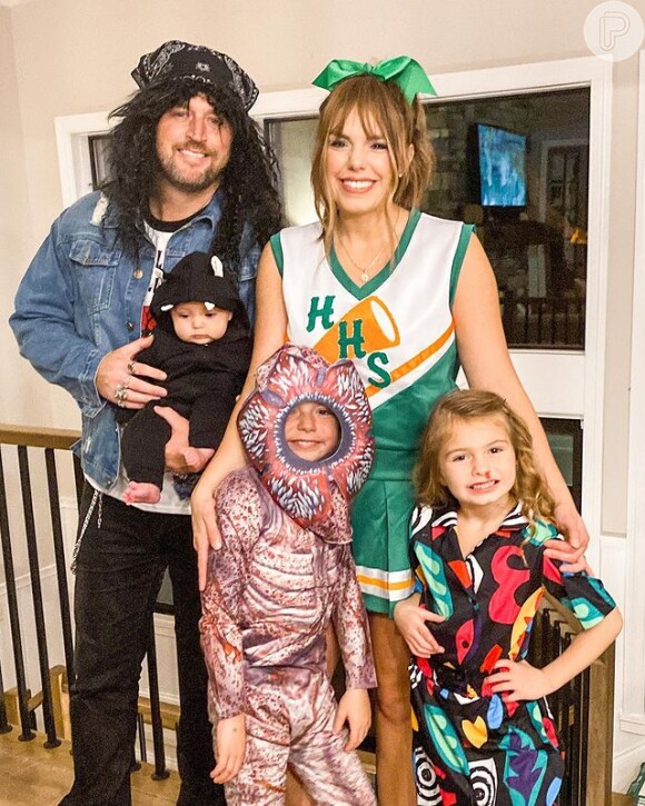 Halloween: 5 ideias de fantasias em família  Family halloween costumes,  Mom halloween costumes, Themed halloween costumes