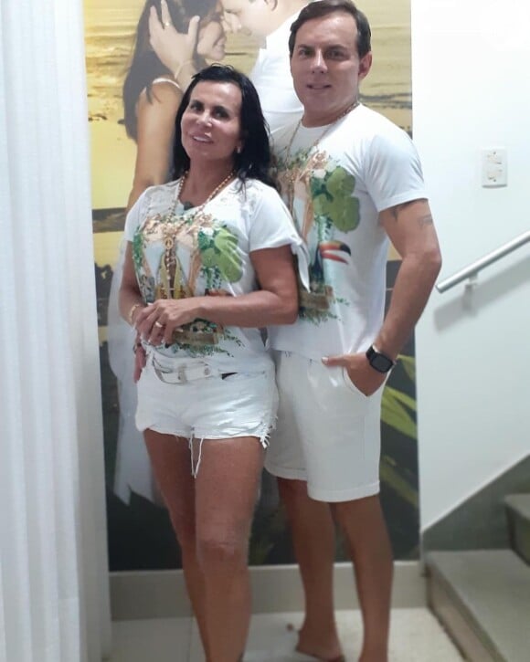 Gretchen e Esdras de Souza renovaram os votos de casamento recentemente
