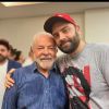 Luis Claudio, filho caçula de Lula, publicou uma foto para comemorar a vitória do pai