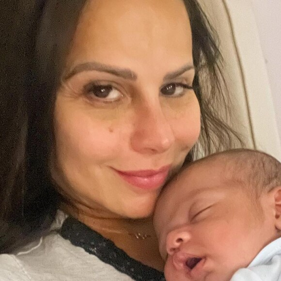 Viviane Araujo e o filho, Joaquim: bebê nasceu no dia 6 de setembro