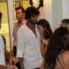 Bruna Marquezine chega abraçada com o seu affair, o modelo Marlon Teixeira, em festa em Jurerê Internacional, Florianópolis, Santa Catarina