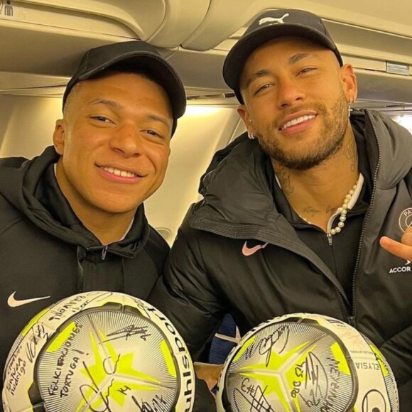 Neymar e Mbappé estavam mantendo a relação apenas profissionalmente