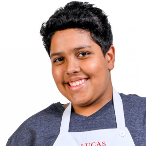 Masterchef Júnior: Lucas tem 13 anos e aprendeu a cozinhar com a sua avó fazendo muitas receitas tradicionais. Seu ponto forte é a confeitaria.