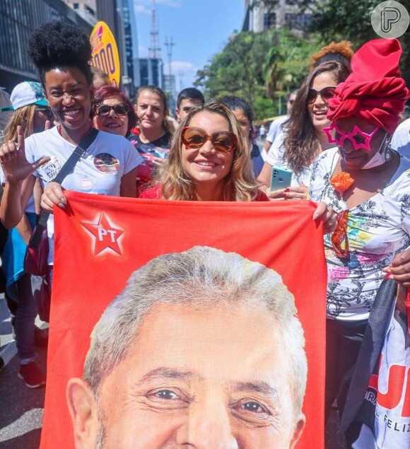 Janja Silva: 'Houve machismo porque talvez a figura do Lula por si só se bastasse. E agora tem uma mulher do lado dele, que soma com ele em algumas coisas'