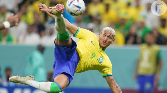 A Seleção Brasileira estreou na Copa do Mundo no Catar nesta quinta-feira (24) e um nome mobilizou todas as atenções: Richarlison
