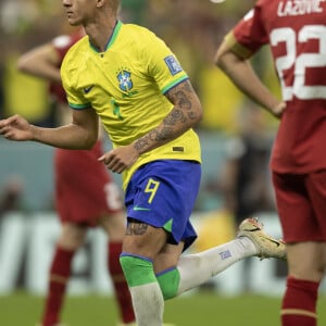 'Richarlison, você é um monstro sagrado!', elogiou o ex-jogador e comentarista Neto
 