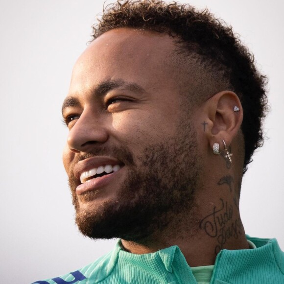 Copa do Mundo 2022: Neymar segue em tratamento após se machucar no primeiro jogo
