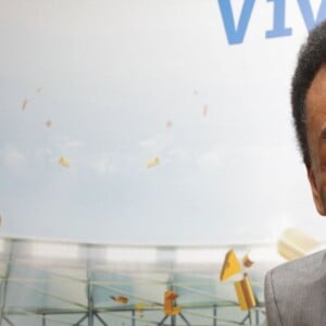 Estado de saúde de Pelé é estável