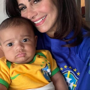Viviane Araujo tem sido uma mãe presente nas redes sociais