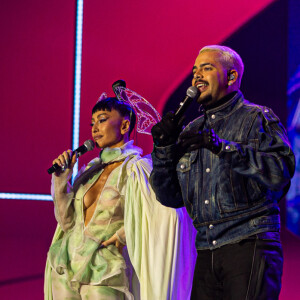 Sabrina Sato e Pedro Sampaio apresentaram o 2º TikTok Awards