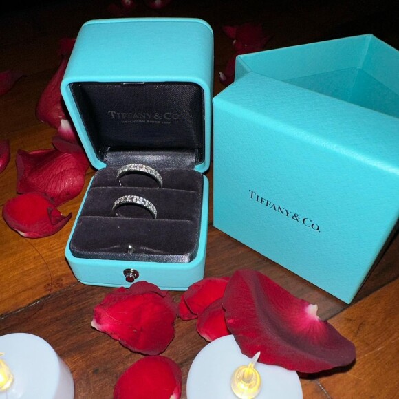 Gabi Martins ganhou anel de compromisso de Lincoln Lau