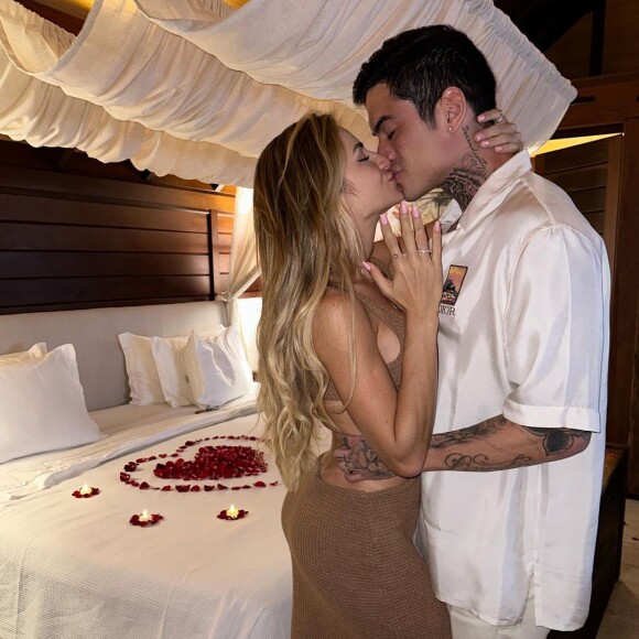 Gabi Martins foi oficialmente pedida em namoro pelo gamer Lincoln Lau