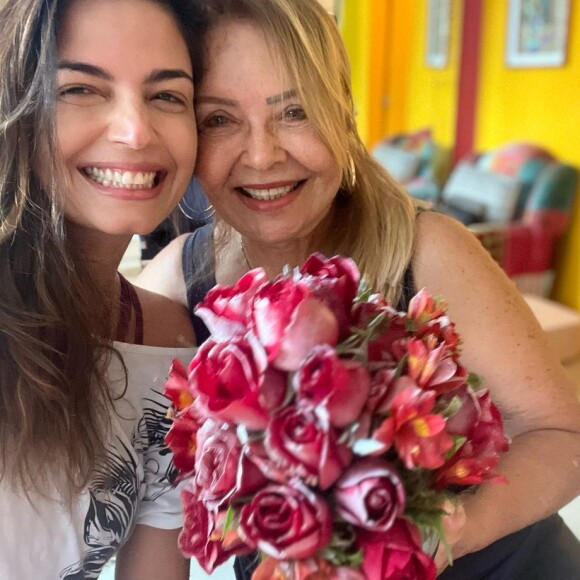 Emanuelle Araújo fez um desabafo sobre a morte da sobrinha Sofia ao parabenizar a mãe