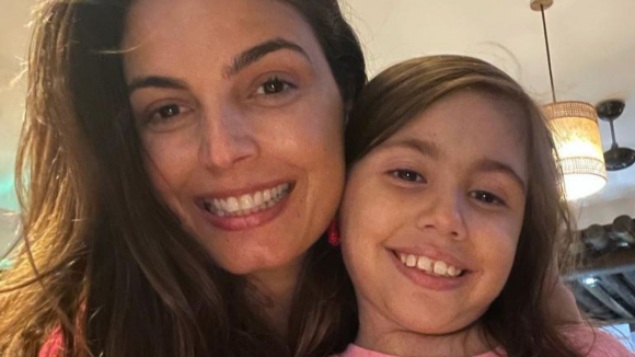 Emanuelle Araújo emociona com desabafo sobre morte da sobrinha de 8 anos
