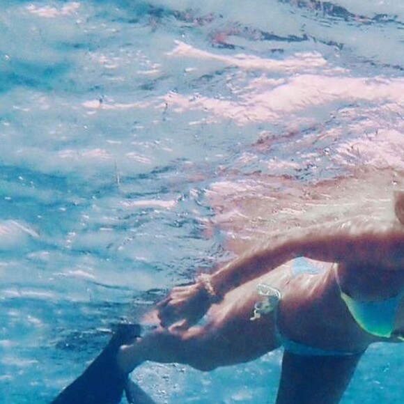 'Haja coração', brincou seguidor de Desirée Soares sobre fotos de biquíni 