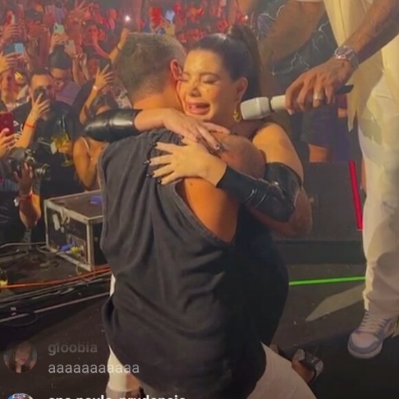 Gkay e Carlinhos Maia estavam brigados e se reconciliaram na Farofa de 2021