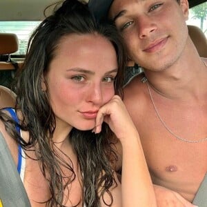 Larissa Manoela e André Luiz Frambach trocaram tatuagens