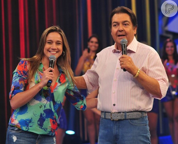 Fernanda Gentil foi a convidada especial do "Domingão do Faustão" deste domingo, 4 de janeiro de 2015