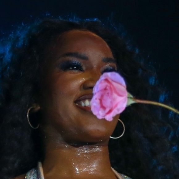 Iza: a vida amorosa da cantora tem rendido assunto nos últimos dias! 