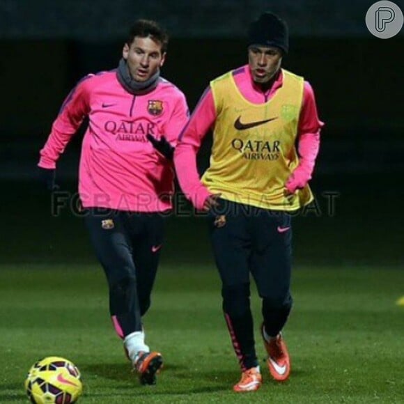 Neymar voltou a treinar pelo Barcelona nesta sexta-feira, 2 de janeiro de 2015, assim que chegou ao país