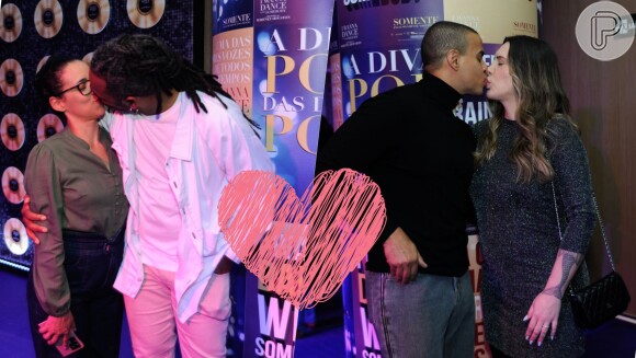 Manoel Soares e Thiago Oliveira beijaram suas mulheres na pré-estreia do filme 'I Wanna Dance With Somebody - A História de Whitney Houston' em 10 de janeiro de 2023