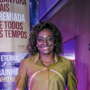 A jornalista Joyce Ribeiro também conferiu a pré-estreia do filme 'I Wanna Dance With Somebody - A História de Whitney Houston'