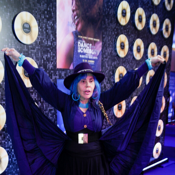 Baby do Brasil foi à pré-estreia do filme 'I Wanna Dance With Somebody - A História de Whitney Houston'