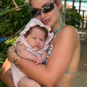 Maria Flor, de 2 meses, é a caçula de Virgínia Fonseca e Zé Felipe
