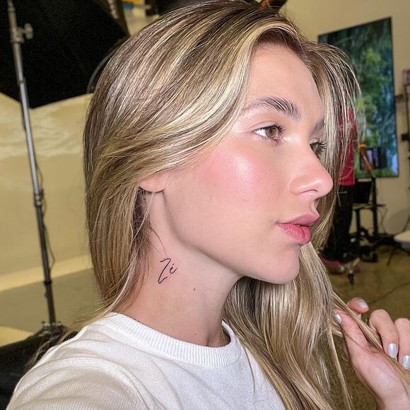 Virgínia Fonseca tatuou o apelido de Zé Felipe no pesçoco