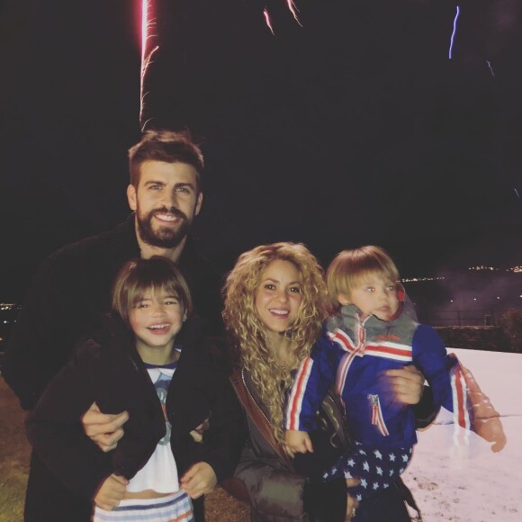 Shakira passou o aniversário ao lado dos filhos e amigos