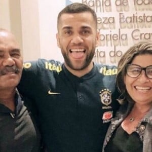 Lúcia Alves postou uma foto ao lado de Daniel e do seu marido
