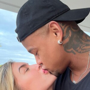 Casado com Lorena Improta, Léo Santana está em evidência como nunca em todo o país