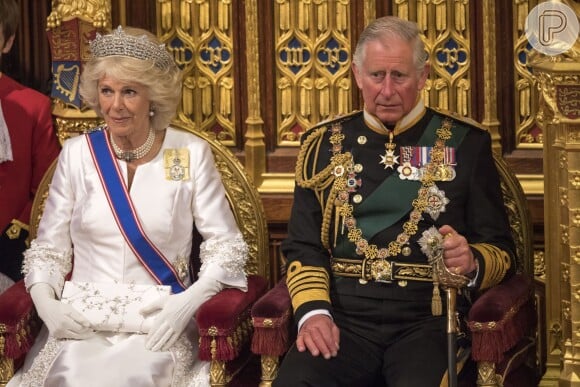 Rei Charles III e Camilla Parker Bowles estão casados há 18 anos e eram amantes nos tempos do casamento com a Princesa Diana