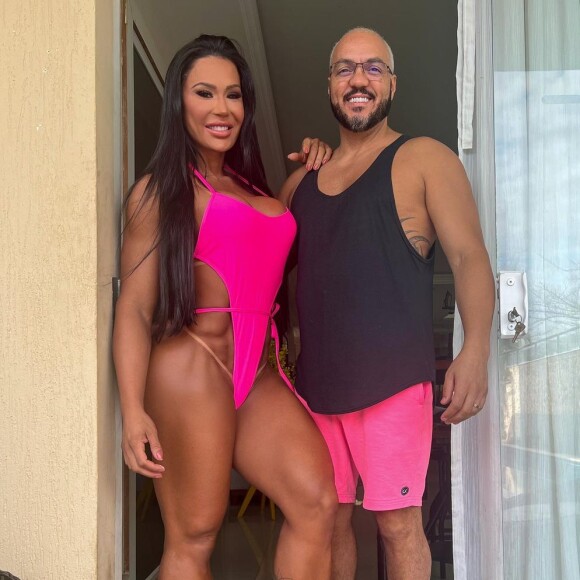 Gracyanne Barbosa adiou o sonho da gravidez devido à demanda de trabalho de Belo