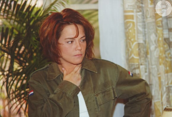 Novela 'Uga Uga', com Viviane Pasmanter no elenco, era exibida na faixa das sete em 2000